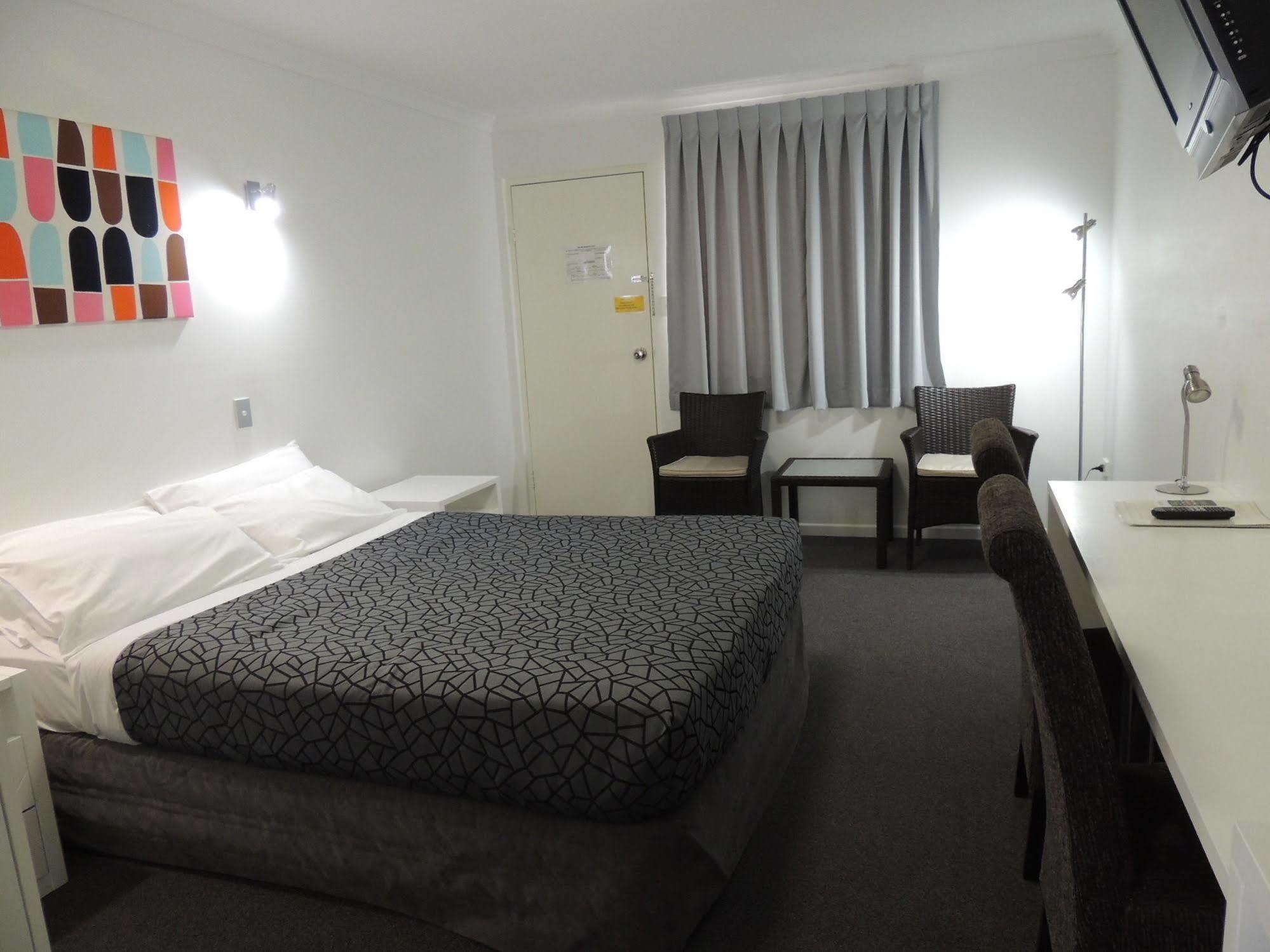 Park View Motel Gladstone Buitenkant foto